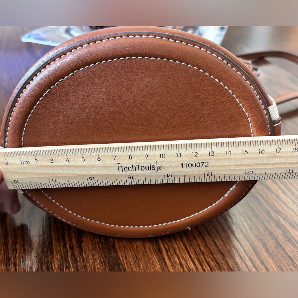 ✨House of Harlow 1960 Bucket Bag - Picture 16 of 16